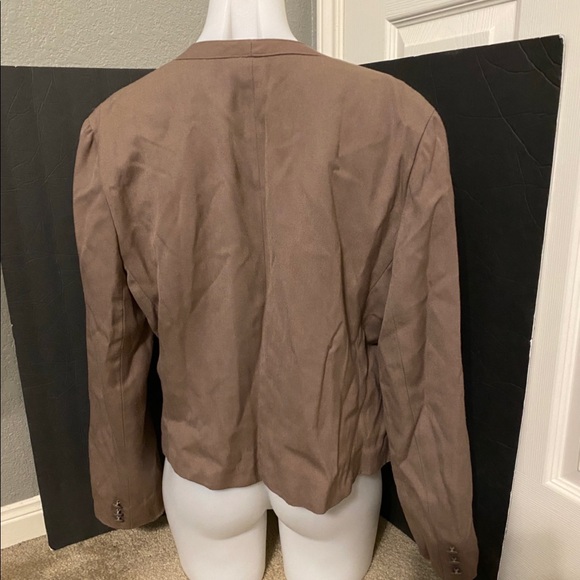 Glorious gals jacket without size but measurements included - Picture 3 of 10